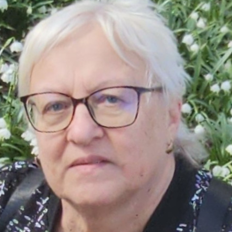 Mgr. Iva Kousalová